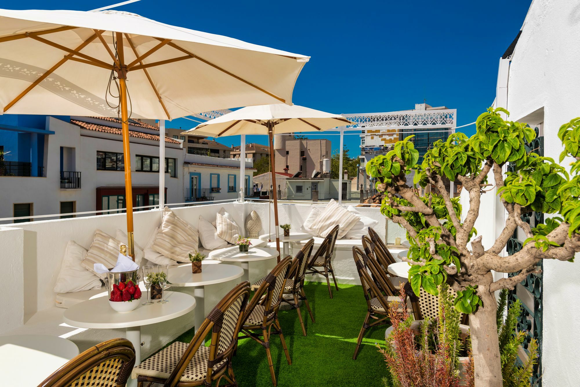 The Town House (Adults Only) Hotel Марбеля Екстериор снимка